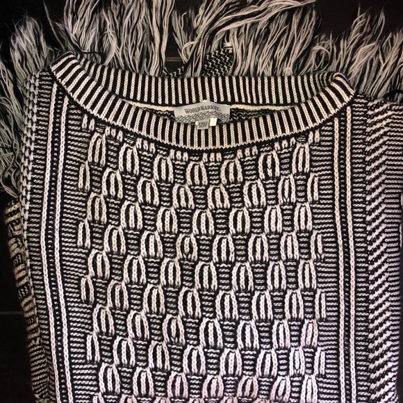 Poncho - Picture 3 of 4